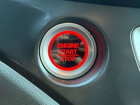 Used 2017 Honda Ridgeline RTS image 19