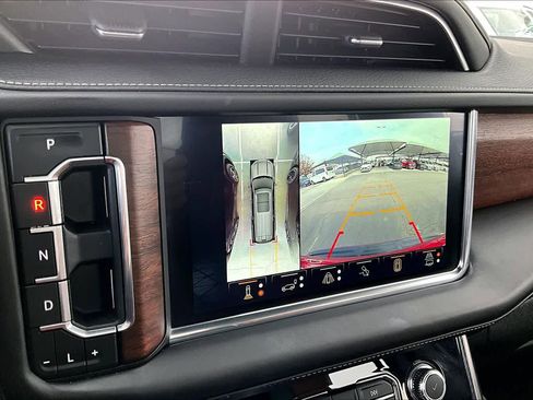 Used 2023 GMC Yukon XL Denali Ultimate image 26