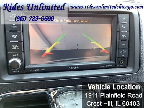 Used 2012 Chrysler Town & Country Touring-L w/ Entertainment Group #2 image 10