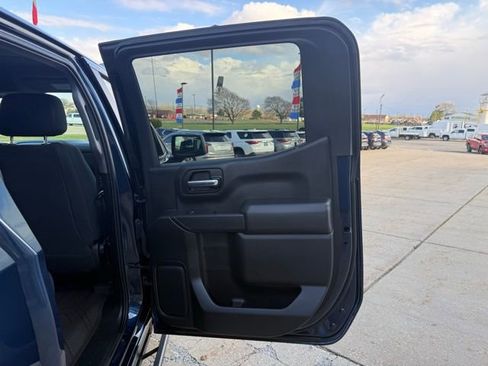 Used 2021 Chevrolet Silverado 1500 Custom Trail Boss w/ Safety Confidence Package image 15