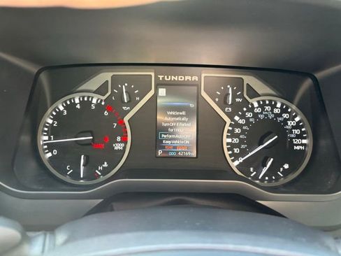 Used 2024 Toyota Tundra SR5 w/ SR5 Convenience Package AWD/4WD image 29