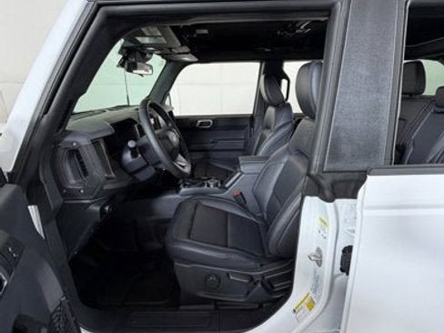 New 2025 Ford Bronco Big Bend w/ Black Diamond Package image 9