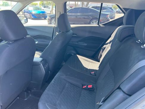 Certified 2024 Nissan Kicks SV FWD image 11