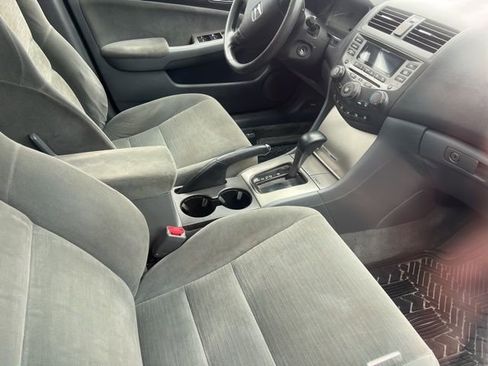 Used 2006 Honda Accord EX image 18