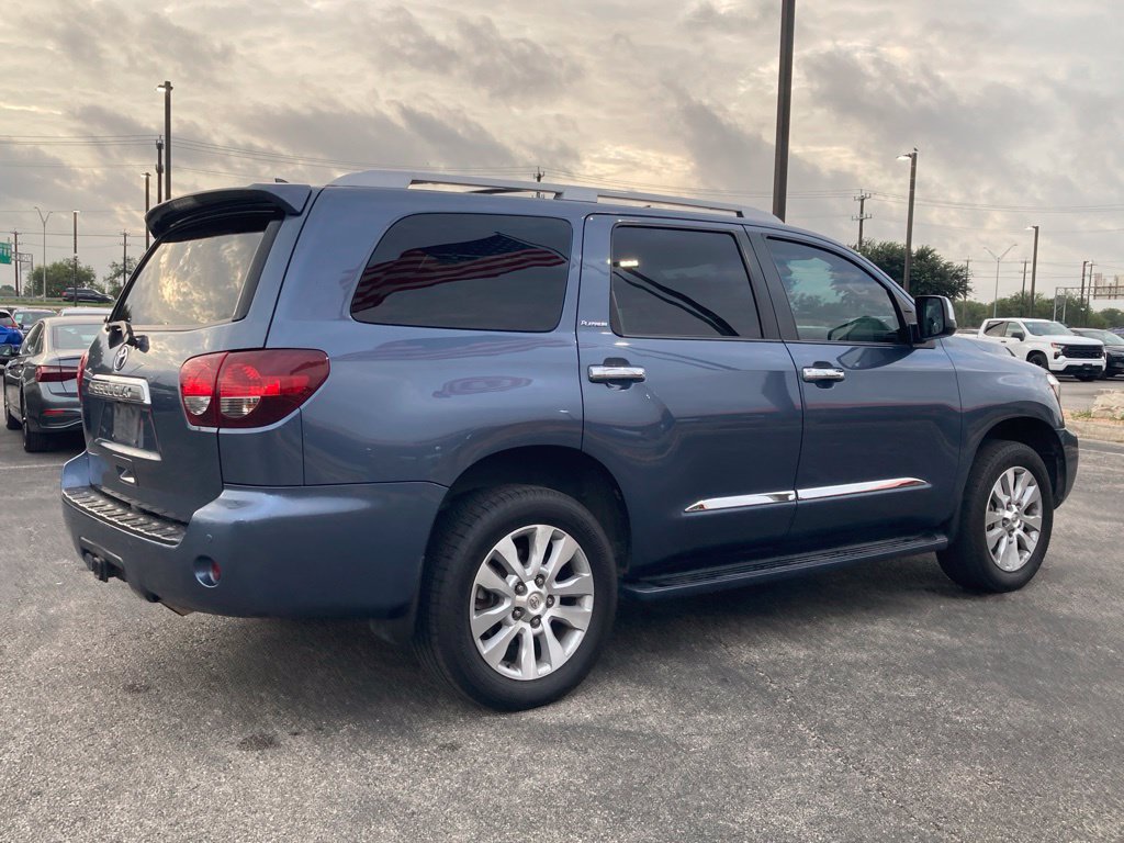 Used 2019 Toyota Sequoia Platinum RWD image 4