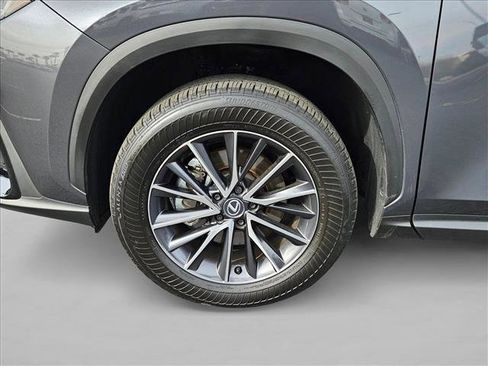 Used 2025 Lexus NX 250 NX 250 image 22