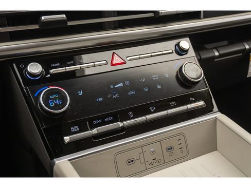 Used 2026 Hyundai Santa Fe SEL FWD image 27