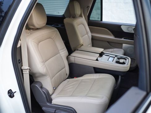 Used 2023 Lincoln Navigator L Reserve AWD/4WD image 26
