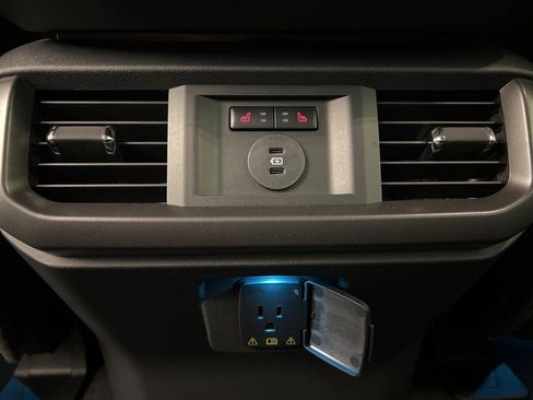 New 2025 Ford F150 Lariat w/ Equipment Group 502A High image 37