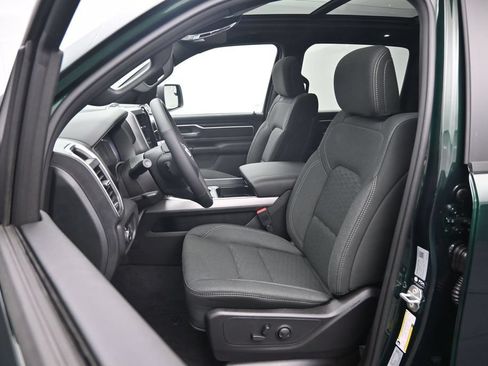 New 2026 RAM 1500 Big Horn AWD/4WD image 17
