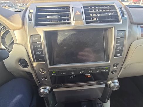 Used 2012 Lexus GX 460 image 15