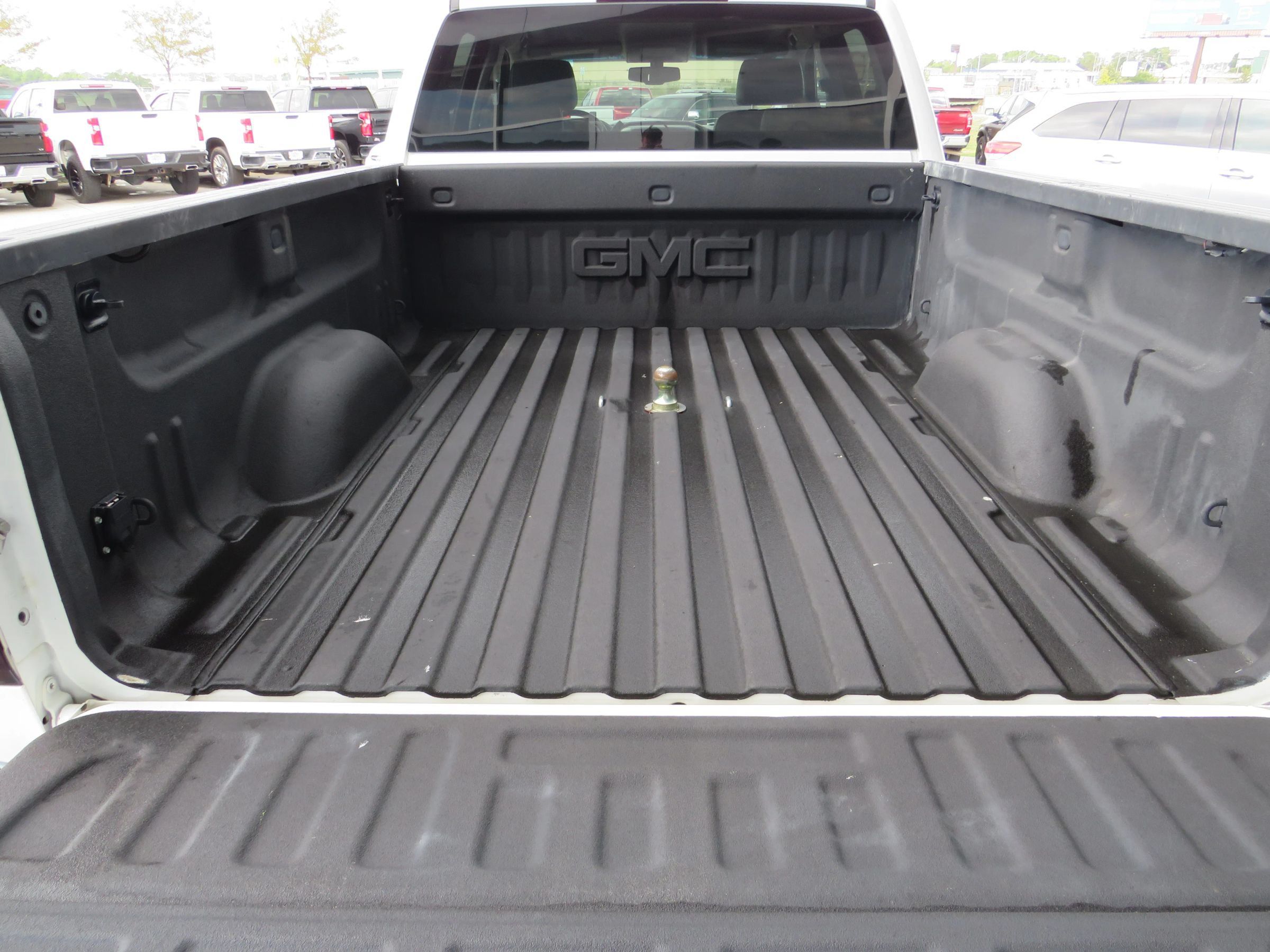 Used 2015 GMC Sierra 3500 SLT AWD/4WD image 24