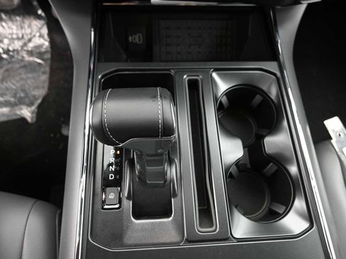 Used 2025 Ford F150 Lightning Flash image 29