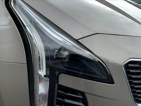 Used 2023 Cadillac XT4 Luxury w/ Cold Weather Package image 27