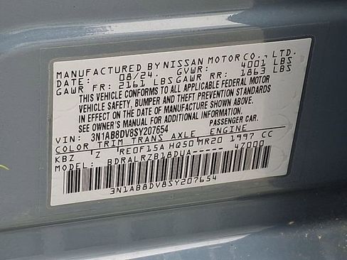 Used 2025 Nissan Sentra SR image 27