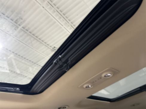 Used 2012 Buick Enclave Leather image 18