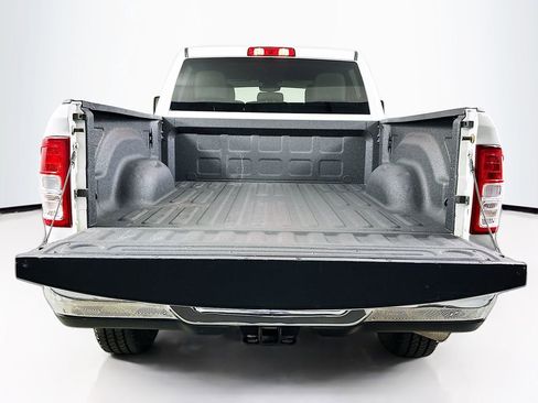 Used 2024 RAM 2500 Big Horn AWD/4WD image 16