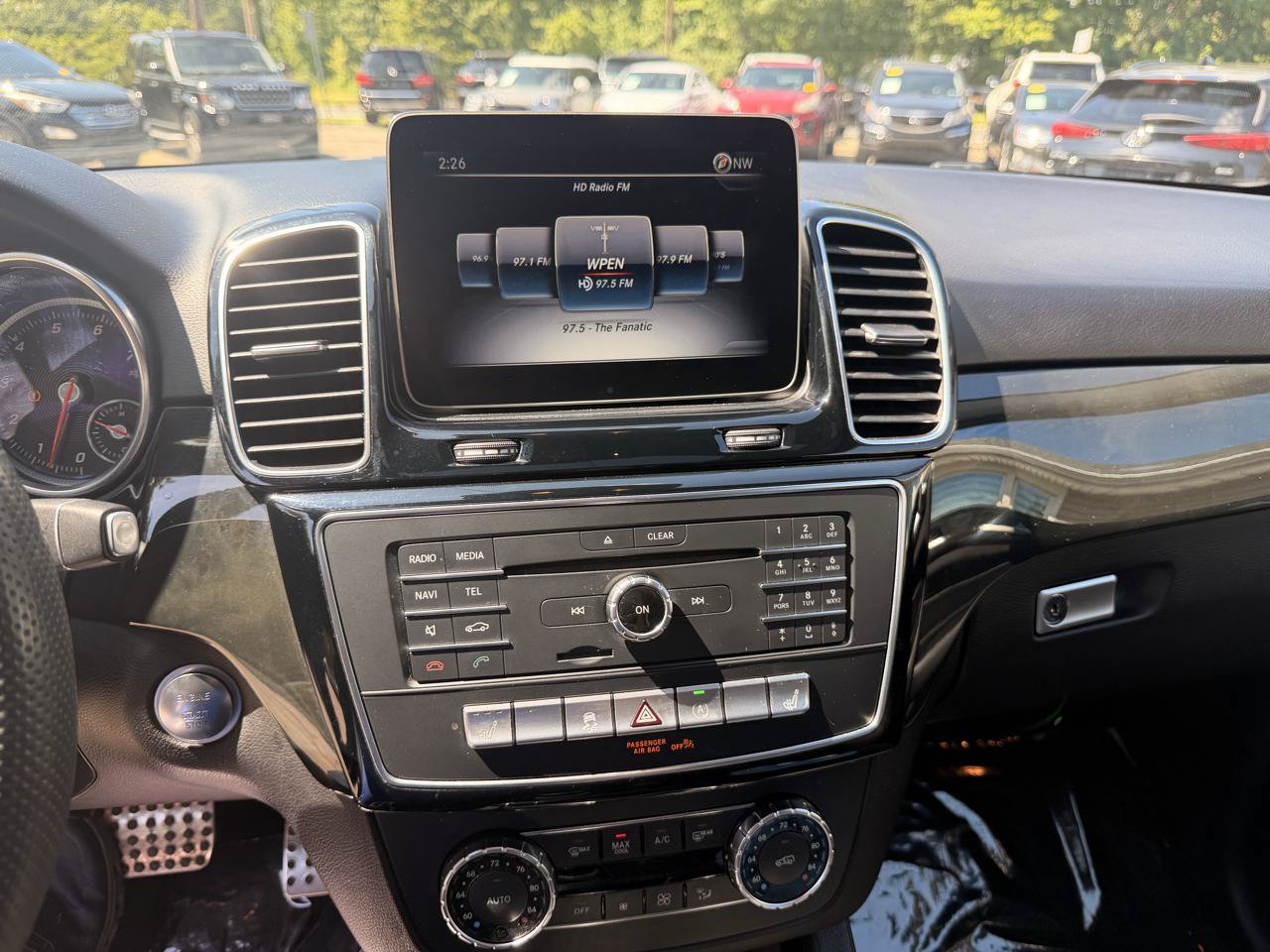 Used 2019 Mercedes-Benz GLE 400 4MATIC w/ Premium 1 Package image 24