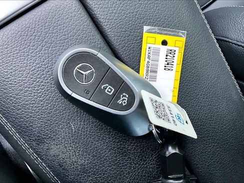 Used 2024 Mercedes-Benz C 300 Sedan image 15