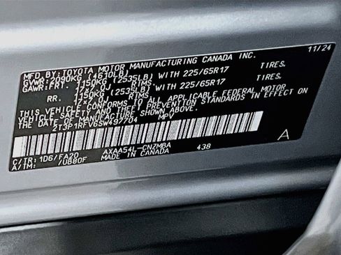 Used 2025 Toyota RAV4 XLE AWD/4WD image 31