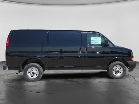 New 2026 GMC Savana 2500 w/ Driver Convenience Package RWD image 11