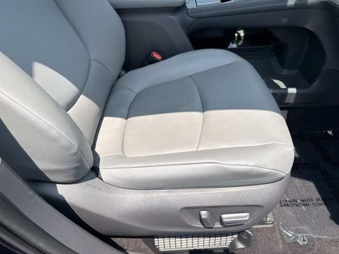 Used 2021 Toyota Sienna XLE w/ XLE Plus Package FWD image 10