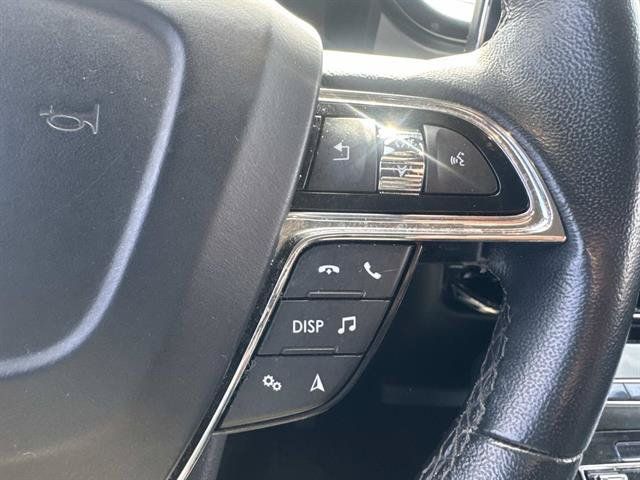 Used 2023 Lincoln Nautilus AWD w/ Premium Package image 31