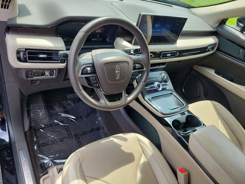 Used 2022 Lincoln Nautilus Reserve FWD image 16