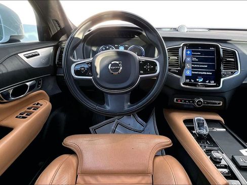 Used 2021 Volvo XC90 T8 Inscription w/ Protection Package Premier image 7
