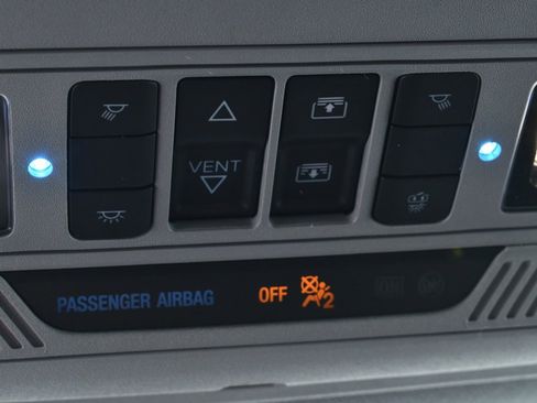 Used 2022 Ford Explorer XLT w/ Equipment Group 202A image 36