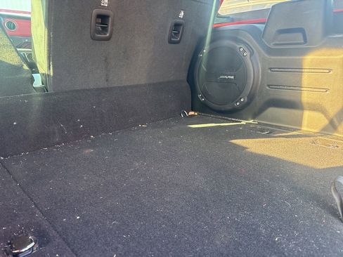 Used 2023 Jeep Wrangler Unlimited Rubicon 4xe image 17