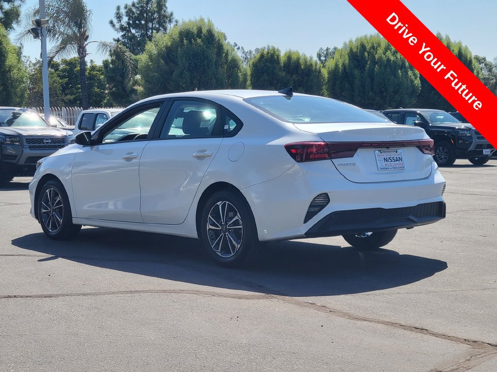 Used 2024 Kia Forte LXS FWD image 3