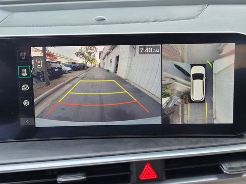 Used 2024 Kia Sorento SX Prestige w/ Olive Brown Leather Package image 17