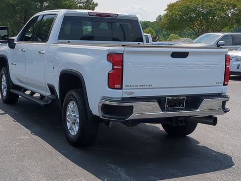 Used 2024 Chevrolet Silverado 2500 LTZ w/ LTZ Convenience Package AWD/4WD image 8