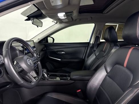 Used 2023 Nissan Sentra SR w/ SR Premium Package FWD image 19