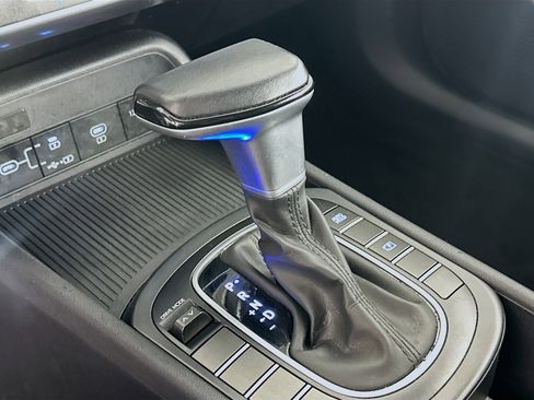 Used 2024 Hyundai Kona SEL image 24