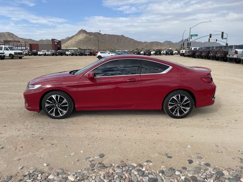 Used 2017 Honda Accord EX-L image 2