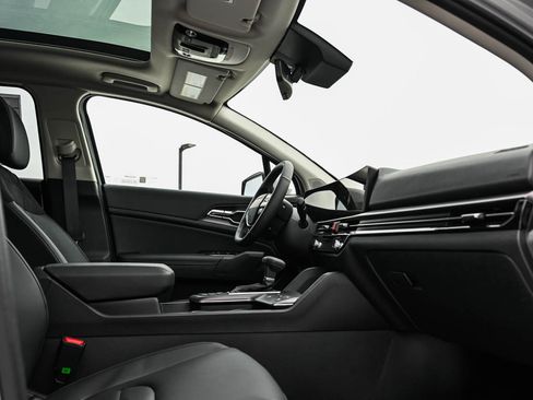 New 2026 Kia Sportage SX image 11