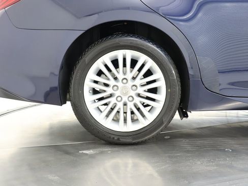 Used 2015 Lexus ES 350 w/ Luxury Package image 41