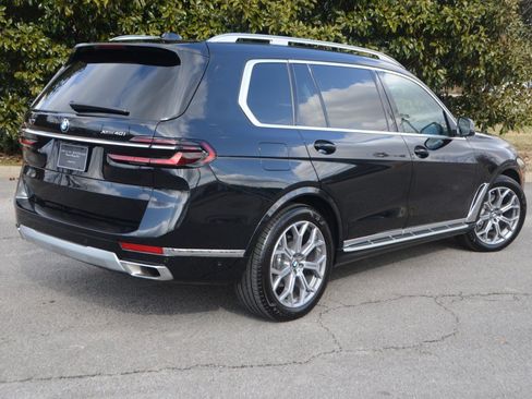 Used 2025 BMW X7 xDrive40i AWD/4WD image 3