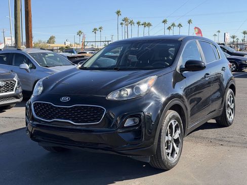 Used 2021 Kia Sportage LX image 1