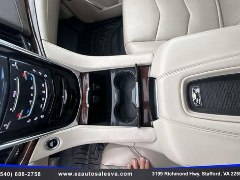 Used 2015 Cadillac Escalade ESV Luxury AWD/4WD image 20