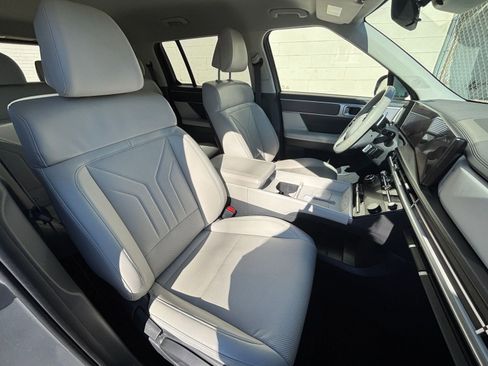 Used 2025 Hyundai Santa Fe SEL image 37