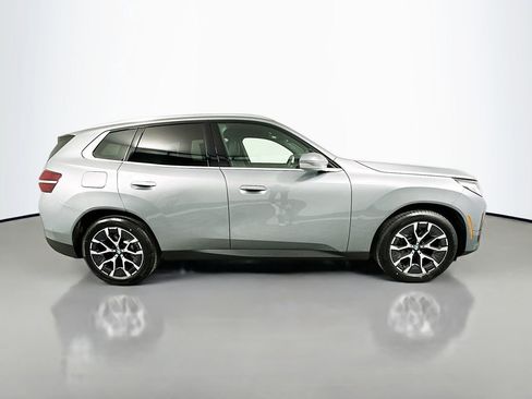 Used 2025 BMW X3 xDrive30i w/ Convenience Package AWD/4WD image 4