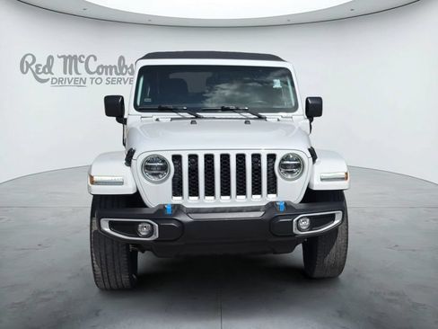 Used 2022 Jeep Wrangler Unlimited Sahara AWD/4WD image 8