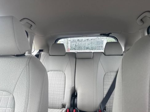 Used 2024 Honda HR-V LX image 14