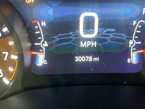 Used 2025 Jeep Compass Limited AWD/4WD image 11