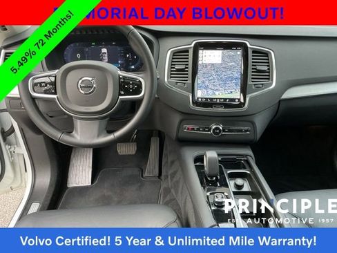 Certified 2025 Volvo XC90 B5 Core AWD/4WD image 17