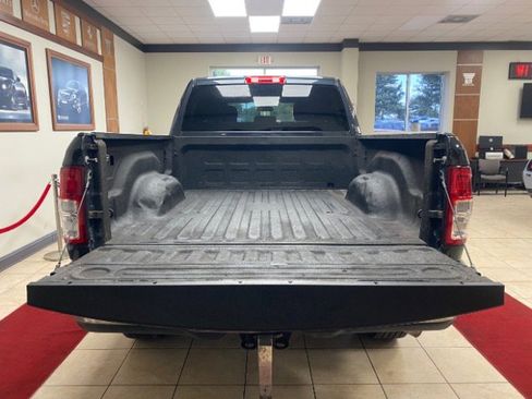 Used 2021 RAM 2500 Big Horn image 11