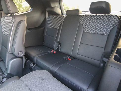 New 2026 GMC Acadia Denali w/ Super Cruise Package image 30